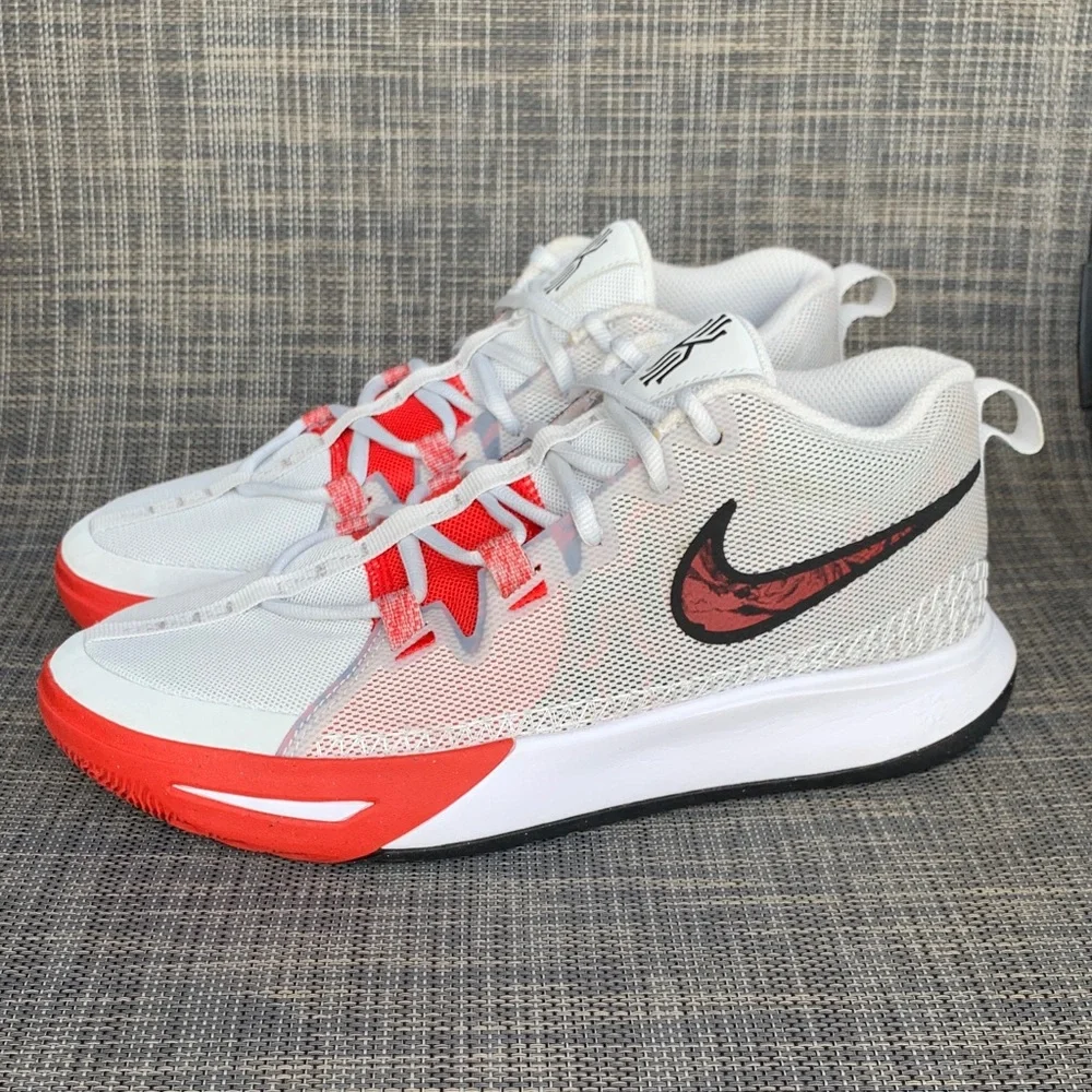 Nike Kyrie Flytrap 6 Basketball Sneakers in Wolf Grey/Red/Black Youth size 6.5